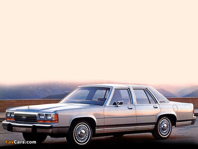 Ford LTD Crown Victoria 1987–91 wallpapers (640 x 480)