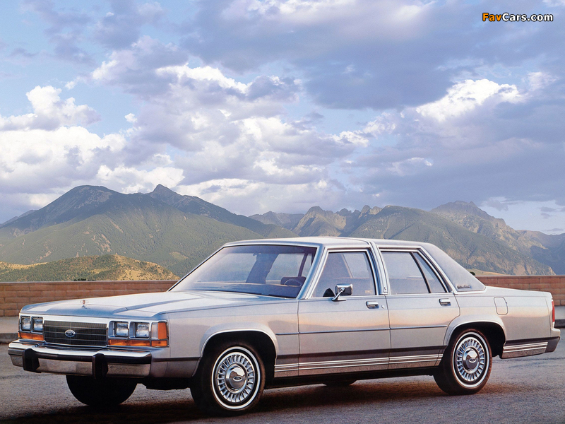 Images of Ford LTD Crown Victoria 1988–91 (800 x 600)