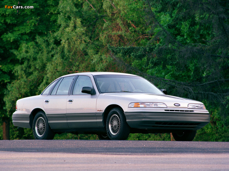 Images of Ford Crown Victoria 1992 (800 x 600)