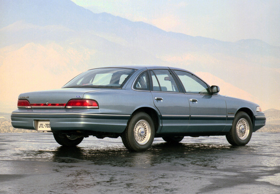 Images of Ford Crown Victoria 1993–94