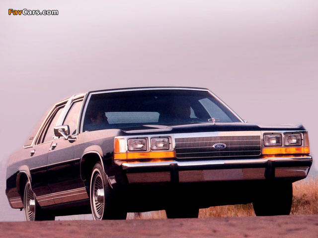 Photos of Ford LTD Crown Victoria 1988–91 (640 x 480)
