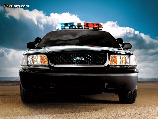 Photos of Ford Crown Victoria Police Interceptor 1998–2011 (640 x 480)
