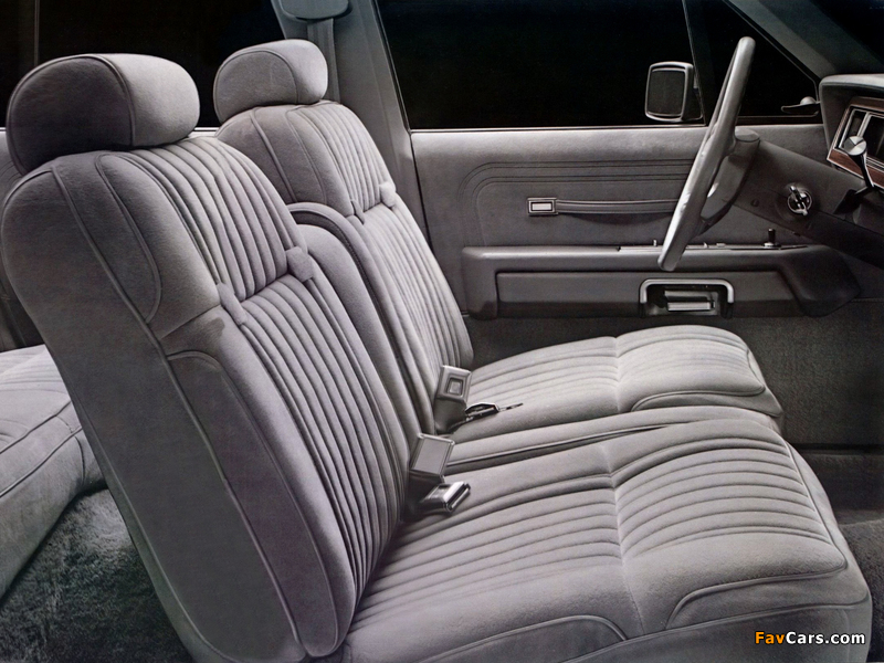 Pictures of Ford LTD Crown Victoria 1983–87 (800 x 600)
