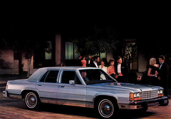 Pictures of Ford LTD Crown Victoria 1983–87