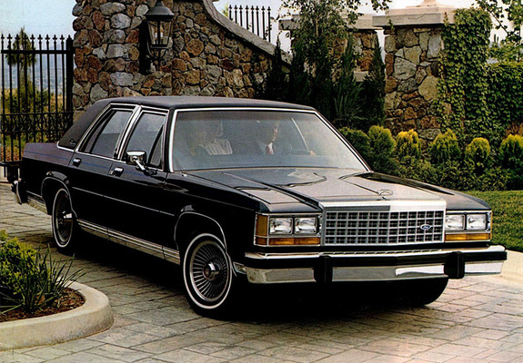 Ford LTD Crown Victoria 1983–87 wallpapers