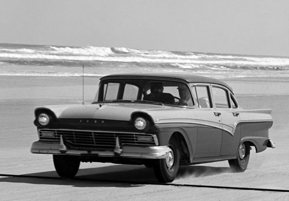 Ford Custom Tudor Sedan 312 Thunderbird Special 1957 images