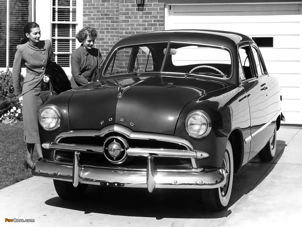 Photos of Ford Custom Tudor Sedan (79) 1949 (1024 x 768)