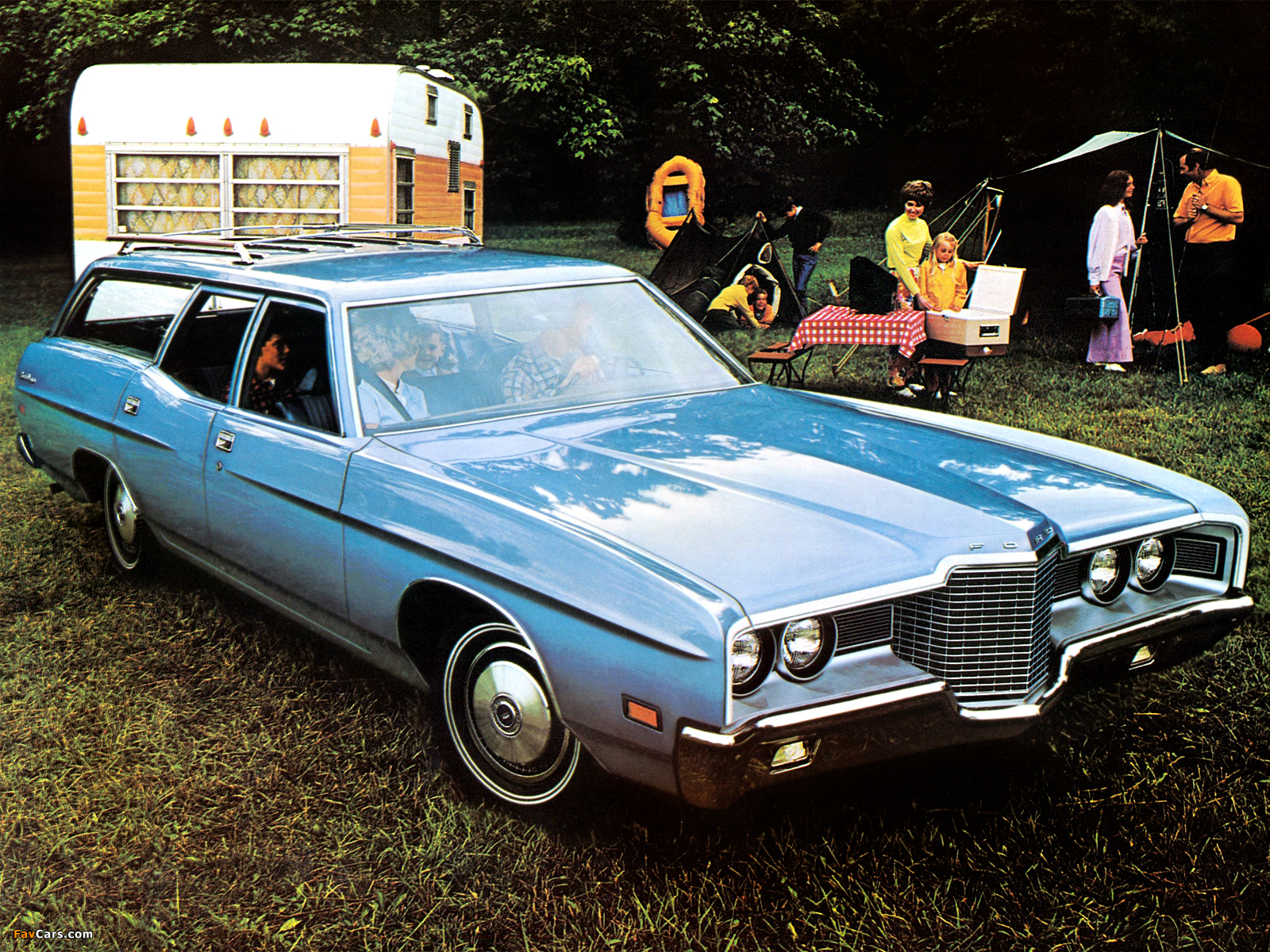 Photos of Ford Custom 500 Ranch Wagon 1971 (1600 x 1200)