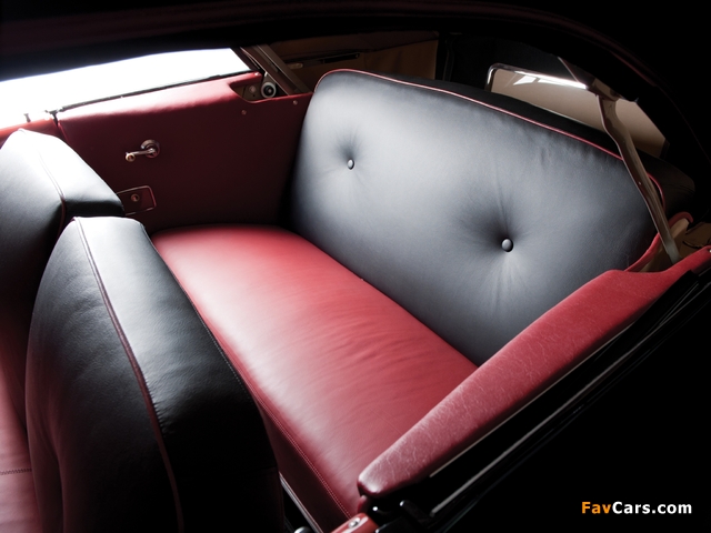 Ford Custom Deluxe Convertible Coupe 1950 wallpapers (640 x 480)