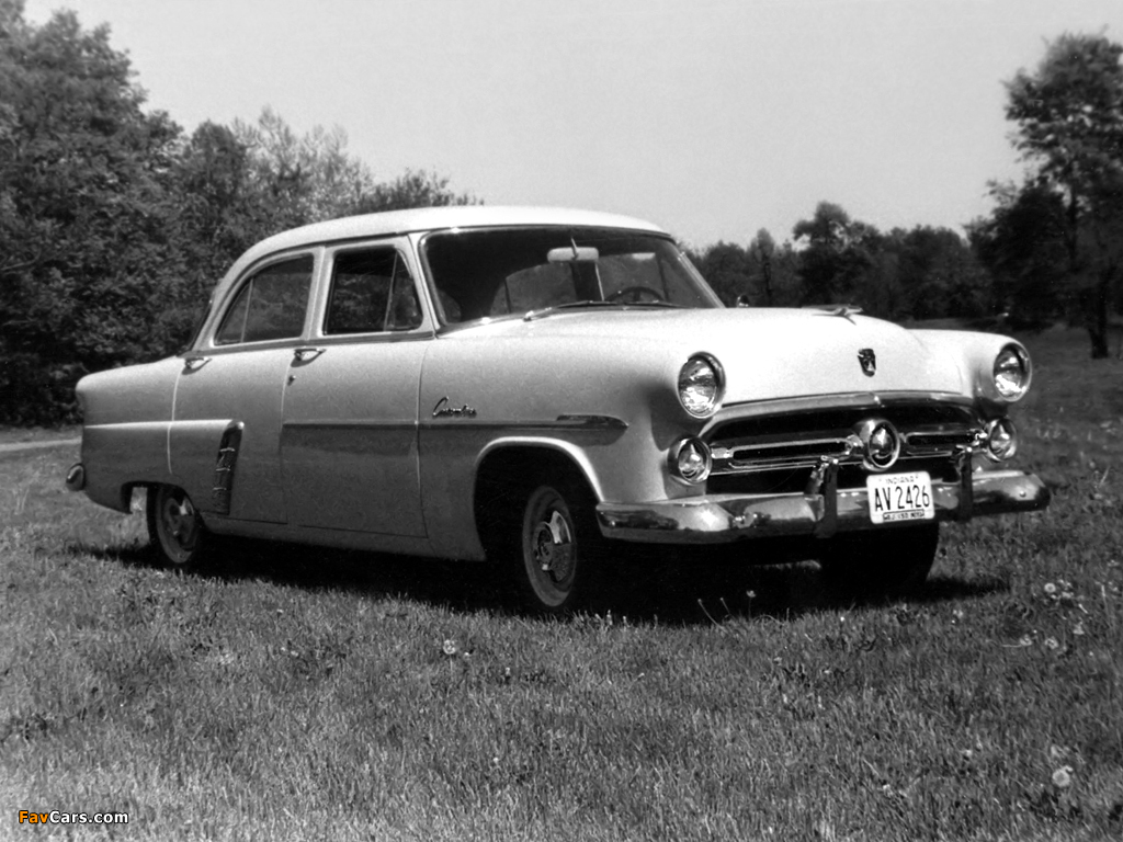 Ford Customline Fordor Sedan (73B) 1952 pictures (1024 x 768)