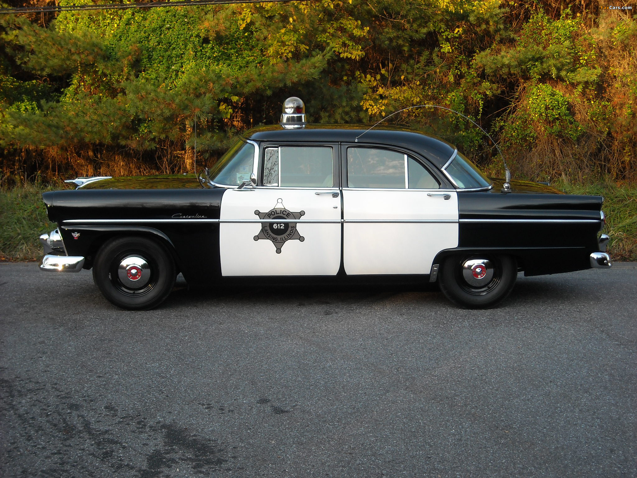 Photos of Ford Customline Police 1955 (2048 x 1536)