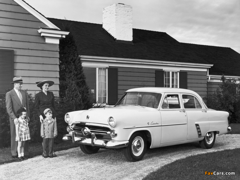 Ford Customline Fordor Sedan (73B) 1952 wallpapers (800 x 600)