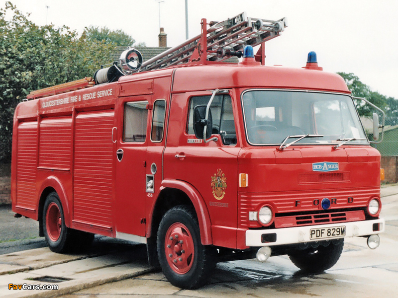 Ford D1014 Firetruck by HCB Angus 1971–76 images (800 x 600)