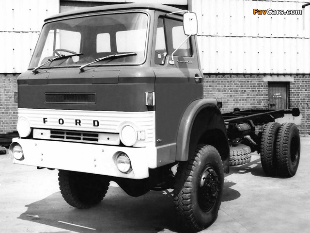 Images of Ford D1311 AWD 1965–76 (640 x 480)
