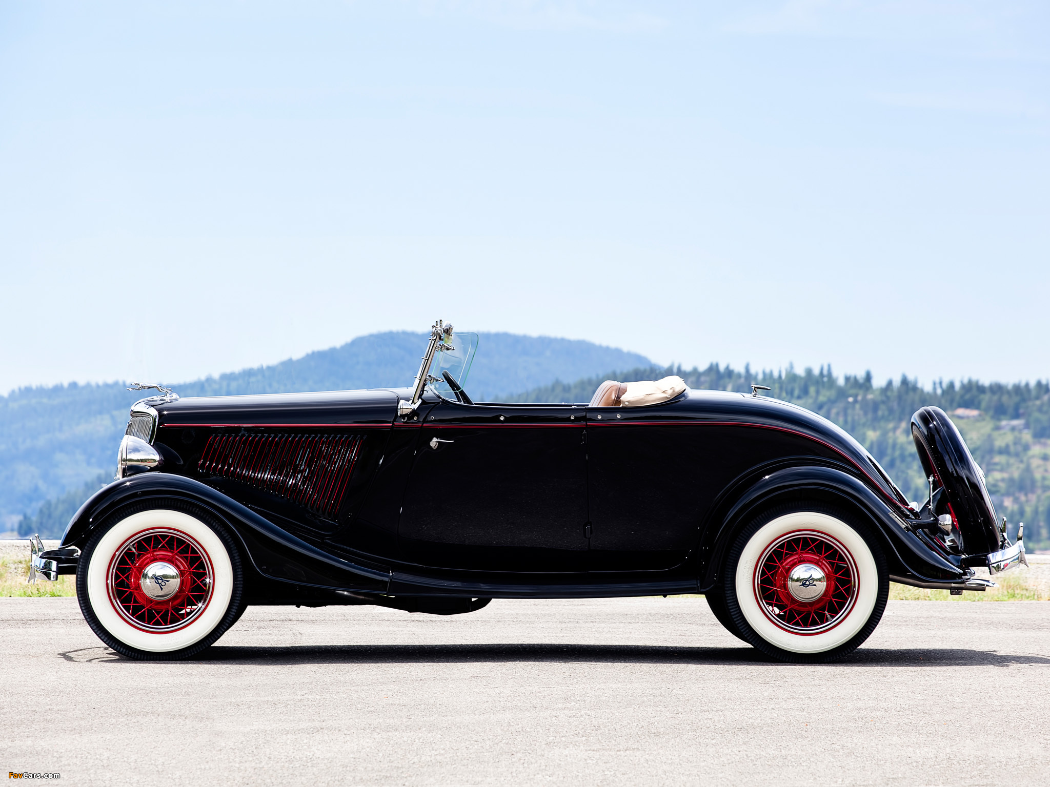 Ford V8 Deluxe Roadster (40-710) 1934 pictures (2048 x 1536)