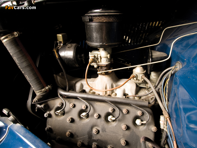 Ford V8 Deluxe Roadster (68-760) 1936 photos (640 x 480)