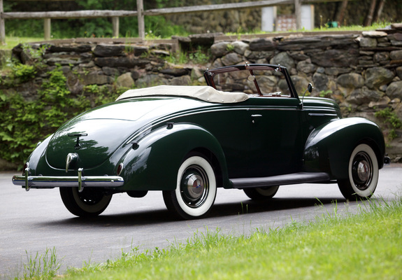 Ford V8 Deluxe Convertible Coupe 1939 pictures