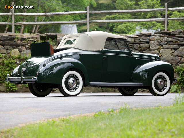 Ford V8 Deluxe Convertible Coupe 1939 wallpapers (640 x 480)