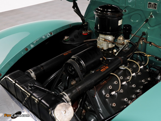 Ford V8 Deluxe 5-window Coupe (01A-77B) 1940 photos (640 x 480)