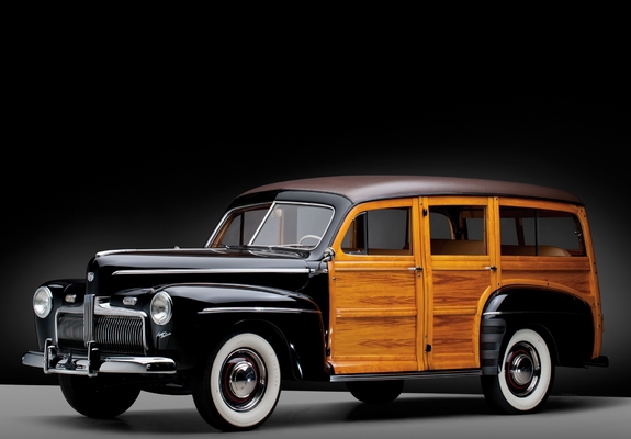 Ford V8 Super Deluxe Station Wagon (21A-79B) 1942 photos