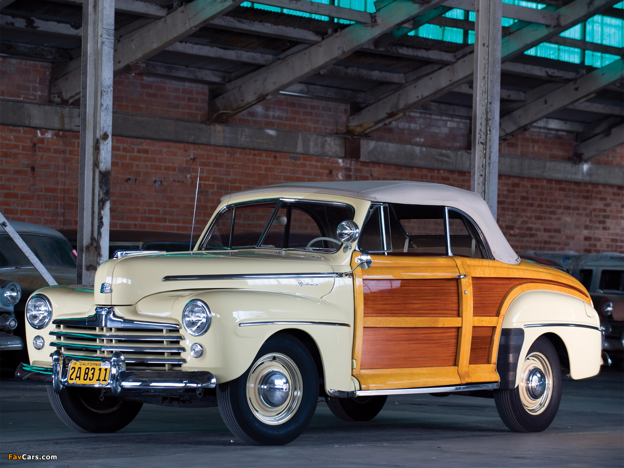 Ford Super Deluxe Sportsman Convertible 1947–48 photos (1280 x 960)