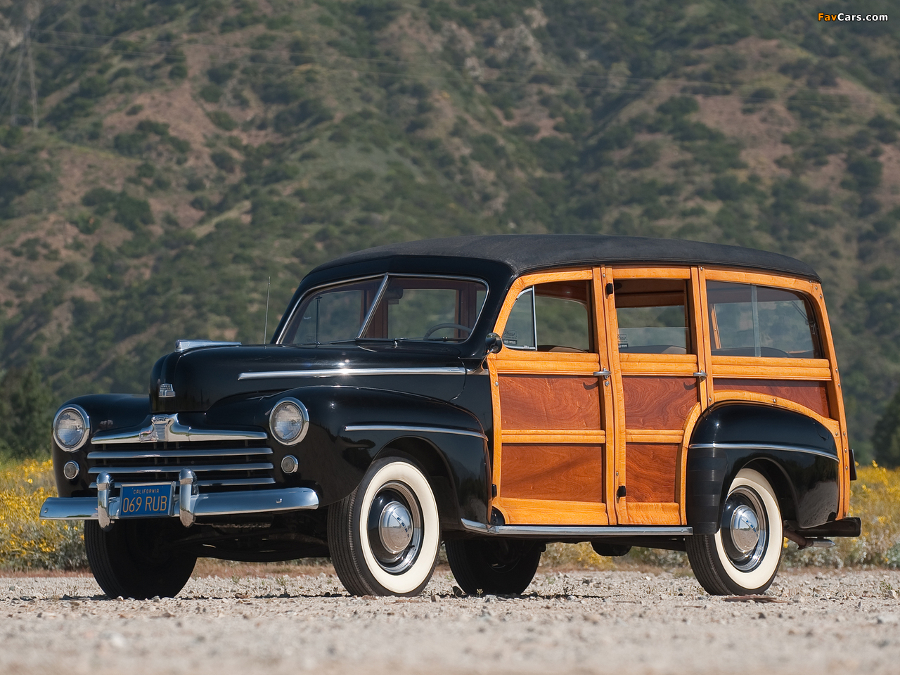 Ford V8 Super Deluxe Station Wagon (89A-79B) 1948 photos (1280 x 960)
