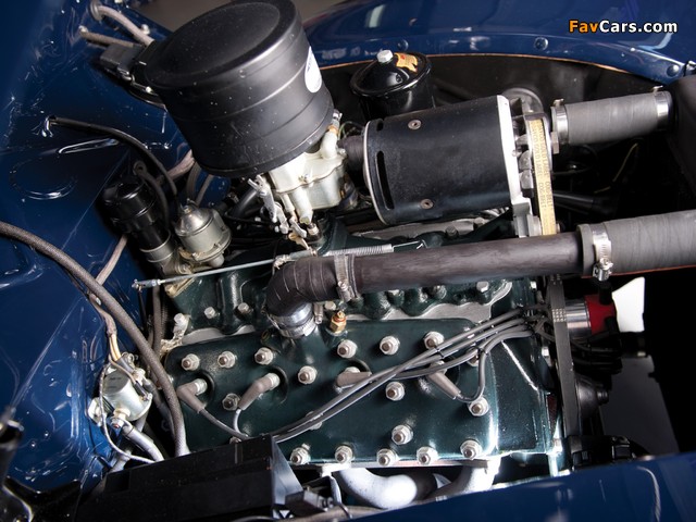 Images of Ford V8 Deluxe Convertible Coupe 1940 (640 x 480)