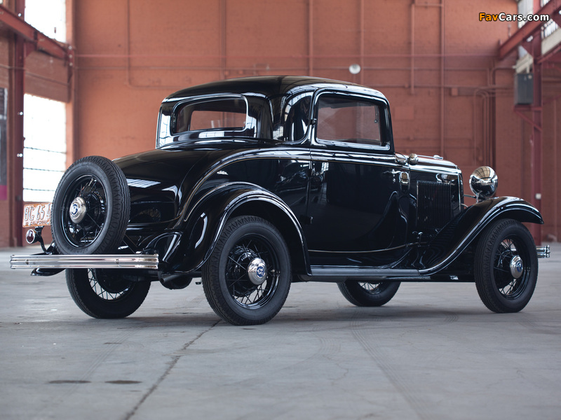Photos of Ford V8 Deluxe Coupe (18-520) 1932 (800 x 600)