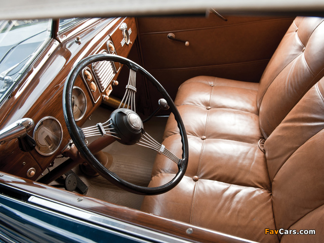 Photos of Ford V8 Deluxe Convertible Coupe 1938 (640 x 480)