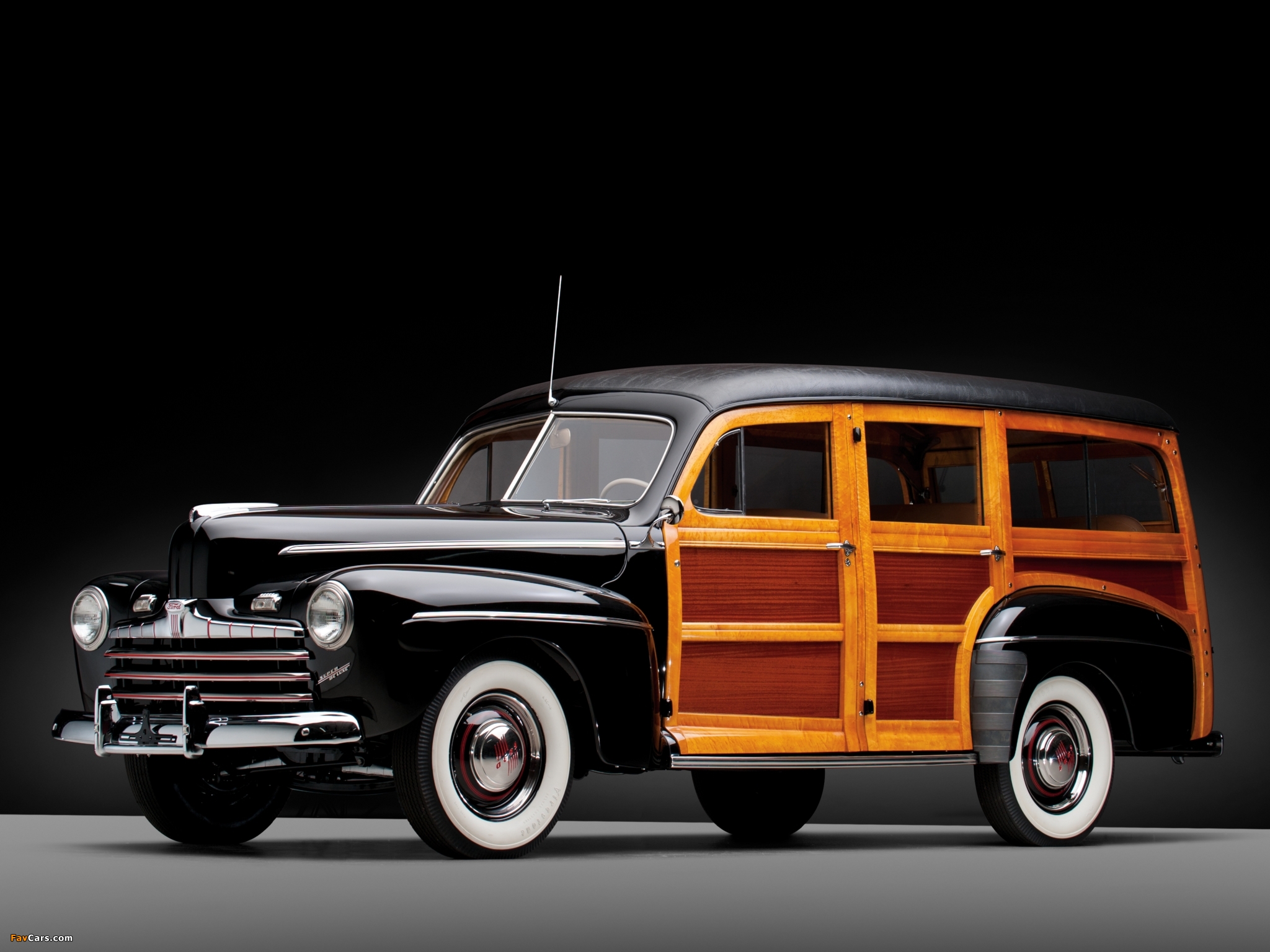 Photos of Ford V8 Super Deluxe Station Wagon (79B) 1946 (2048 x 1536)