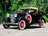 Pictures of Ford V8 Deluxe Roadster (18-40) 1932