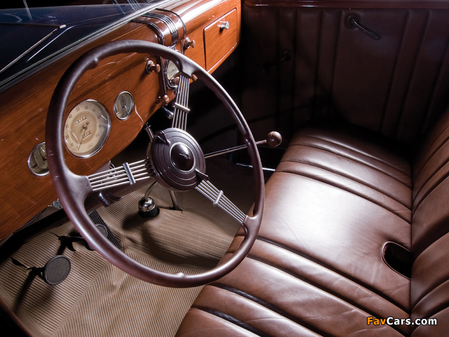 Pictures of Ford V8 Deluxe Roadster (68-760) 1936 (640 x 480)