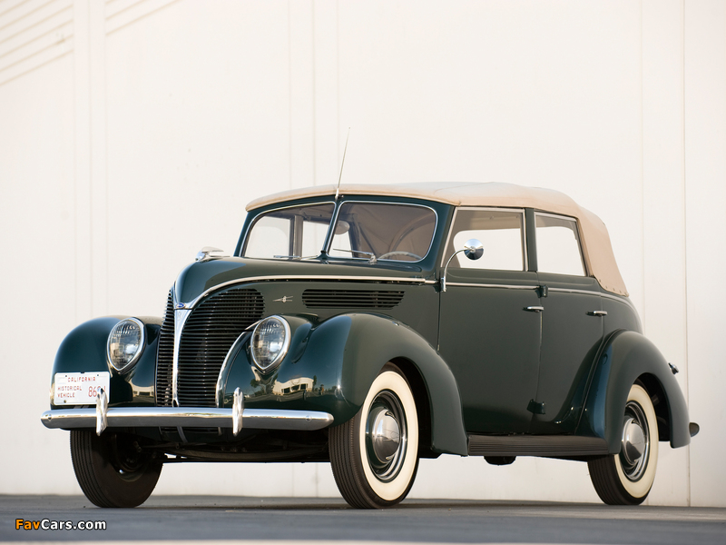 Pictures of Ford V8 Deluxe Convertible Sedan (81A-740) 1938 (800 x 600)