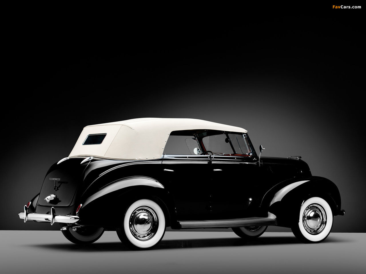 Pictures of Ford V8 Deluxe Phaeton 1938 (1280 x 960)