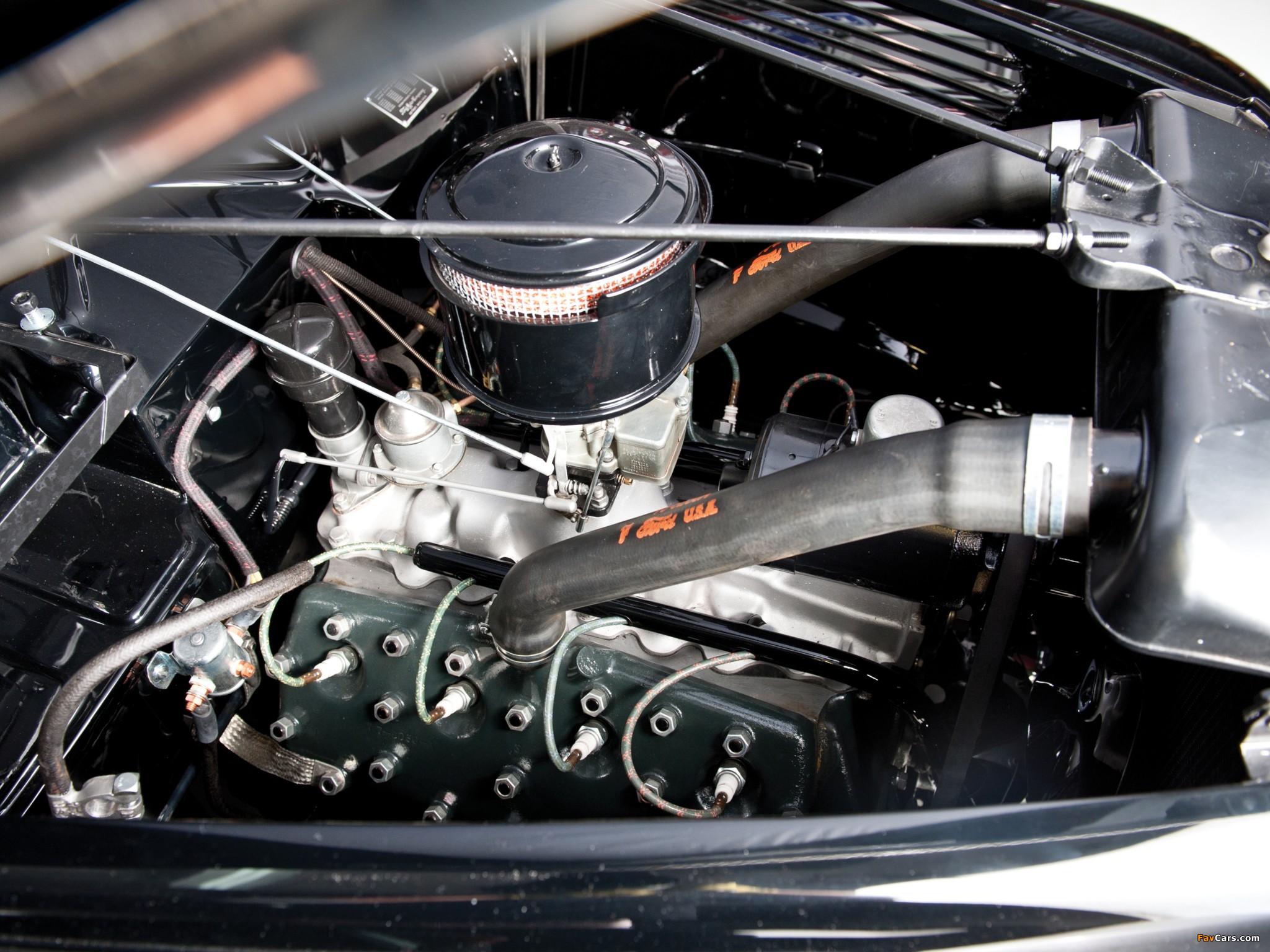 Pictures of Ford V8 Deluxe Phaeton 1938 (2048 x 1536)