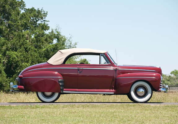 Pictures of Ford V8 Super Deluxe Convertible Coupe 1946