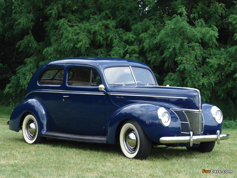 Ford V8 Deluxe Tudor Sedan (01A-70B) 1940 wallpapers (800 x 600)
