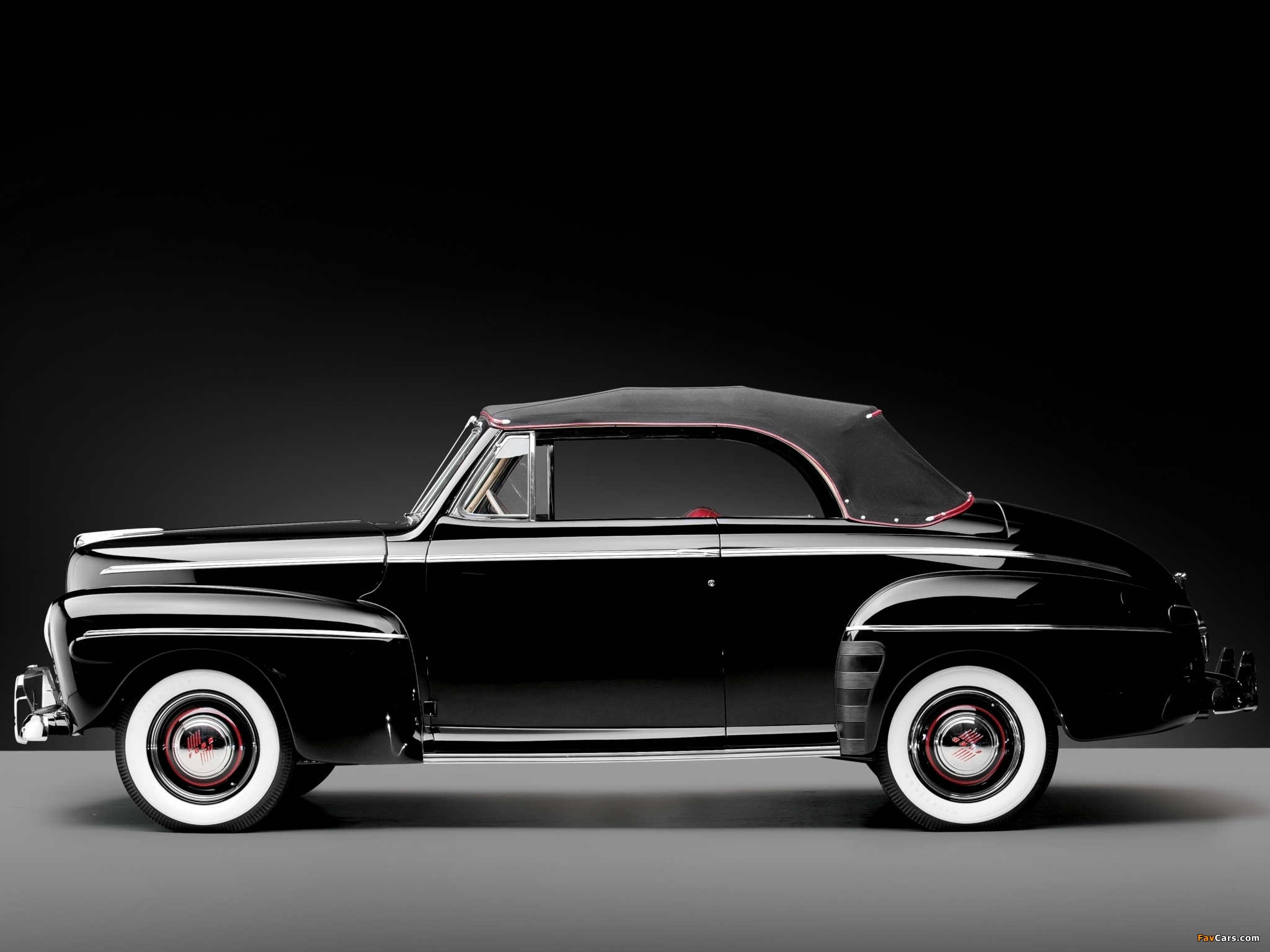 Ford V8 Super Deluxe Convertible Coupe 1946 wallpapers (2048 x 1536)