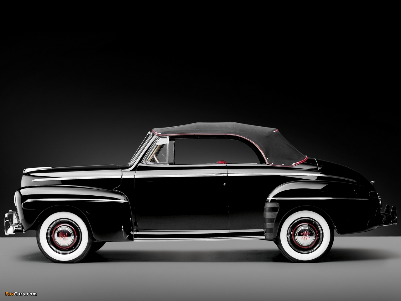 Ford V8 Super Deluxe Convertible Coupe 1946 wallpapers (1280 x 960)