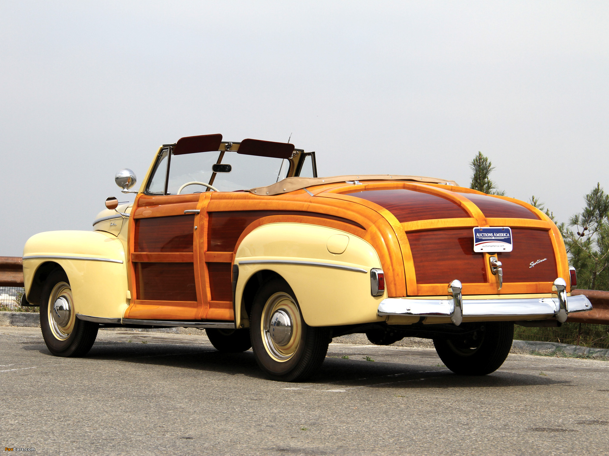 Ford Super Deluxe Sportsman Convertible 1947–48 wallpapers (2048 x 1536)