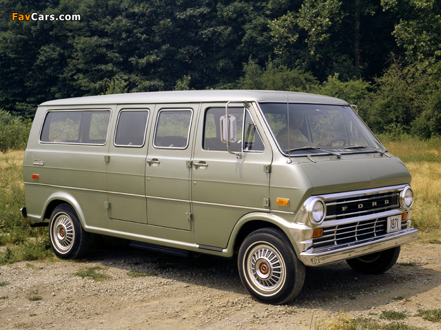 Ford Econoline Club Wagon 1971 pictures (640 x 480)