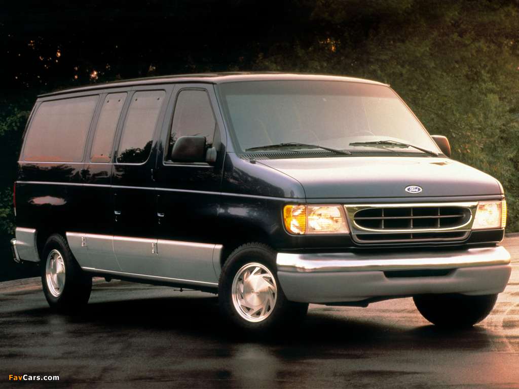 Ford Econoline Club Wagon 1995–97 photos (1024 x 768)