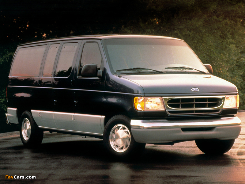Ford Econoline Club Wagon 1995–97 photos (800 x 600)