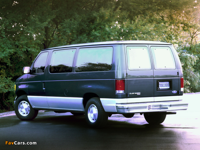 Ford Econoline Club Wagon 1995–97 pictures (640 x 480)