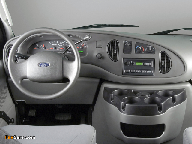 Ford E-350 Cutaway 2007 pictures (640 x 480)