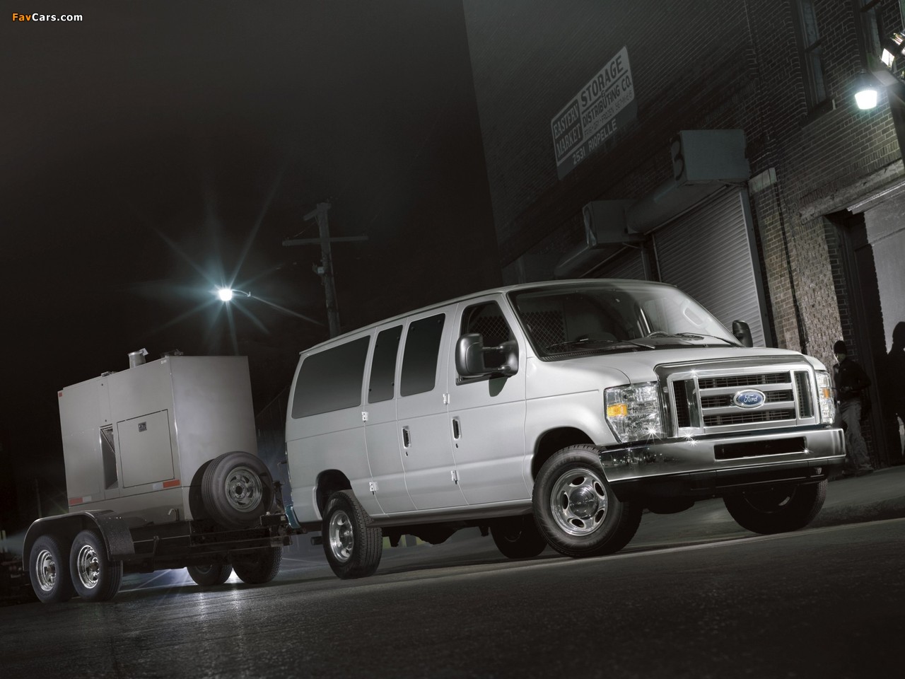 Ford E-350 XLT 50th Anniversary 2011 images (1280 x 960)