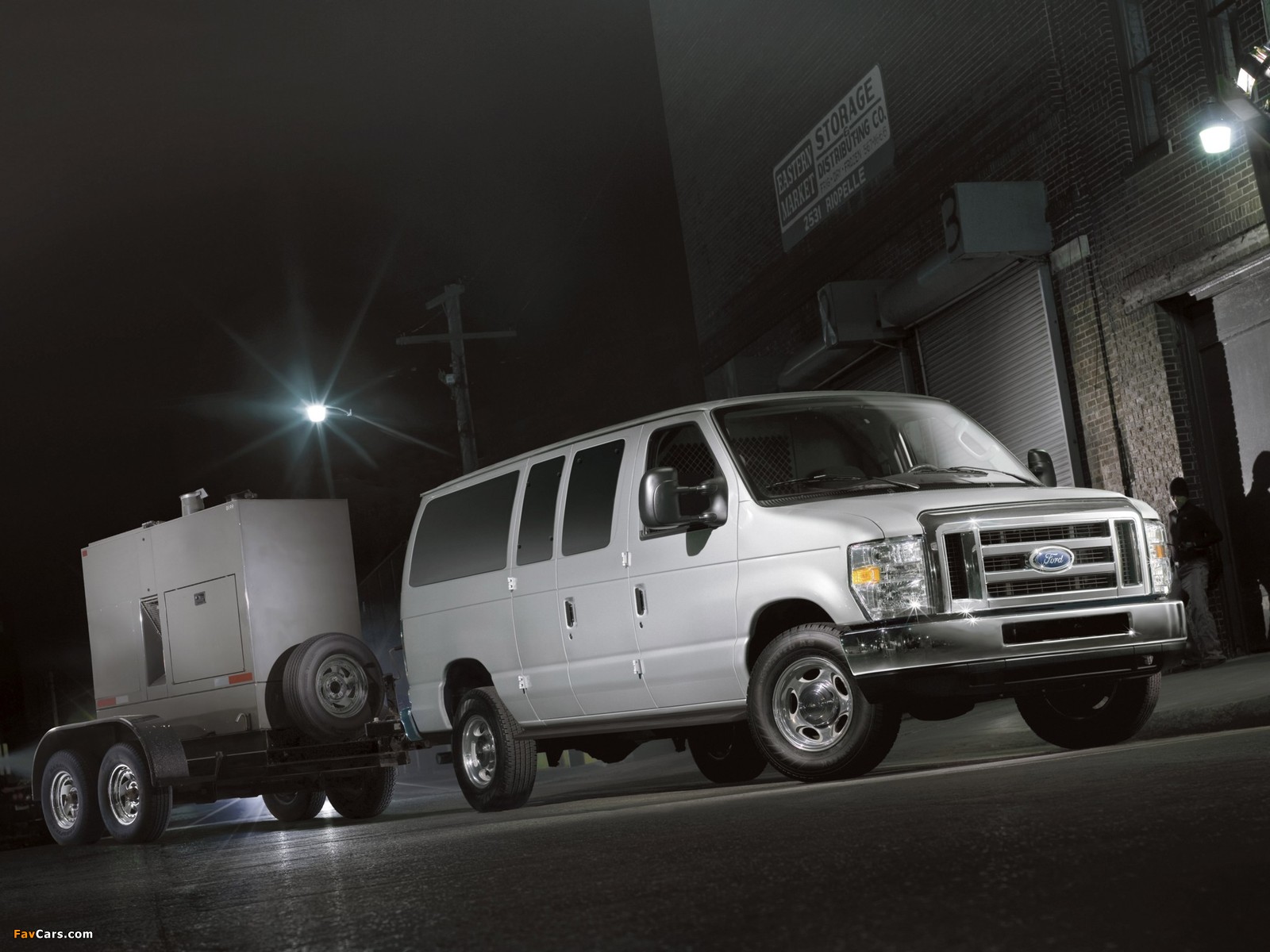 Ford E-350 XLT 50th Anniversary 2011 images (1600 x 1200)