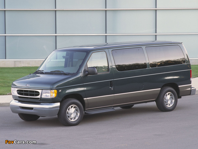 Images of Ford Econoline E-150 1999–2002 (640 x 480)