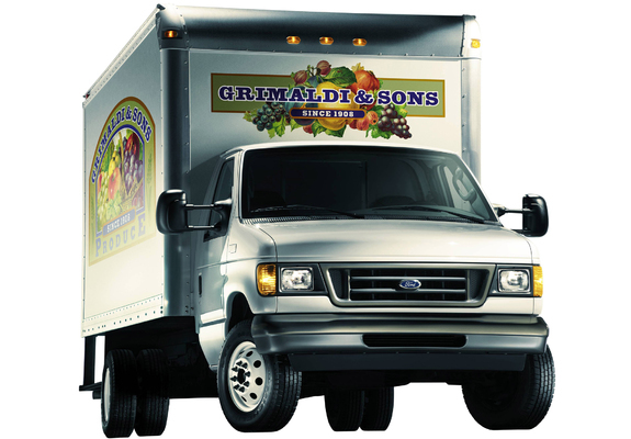 Images of Ford E-450 Cutaway 2003–07