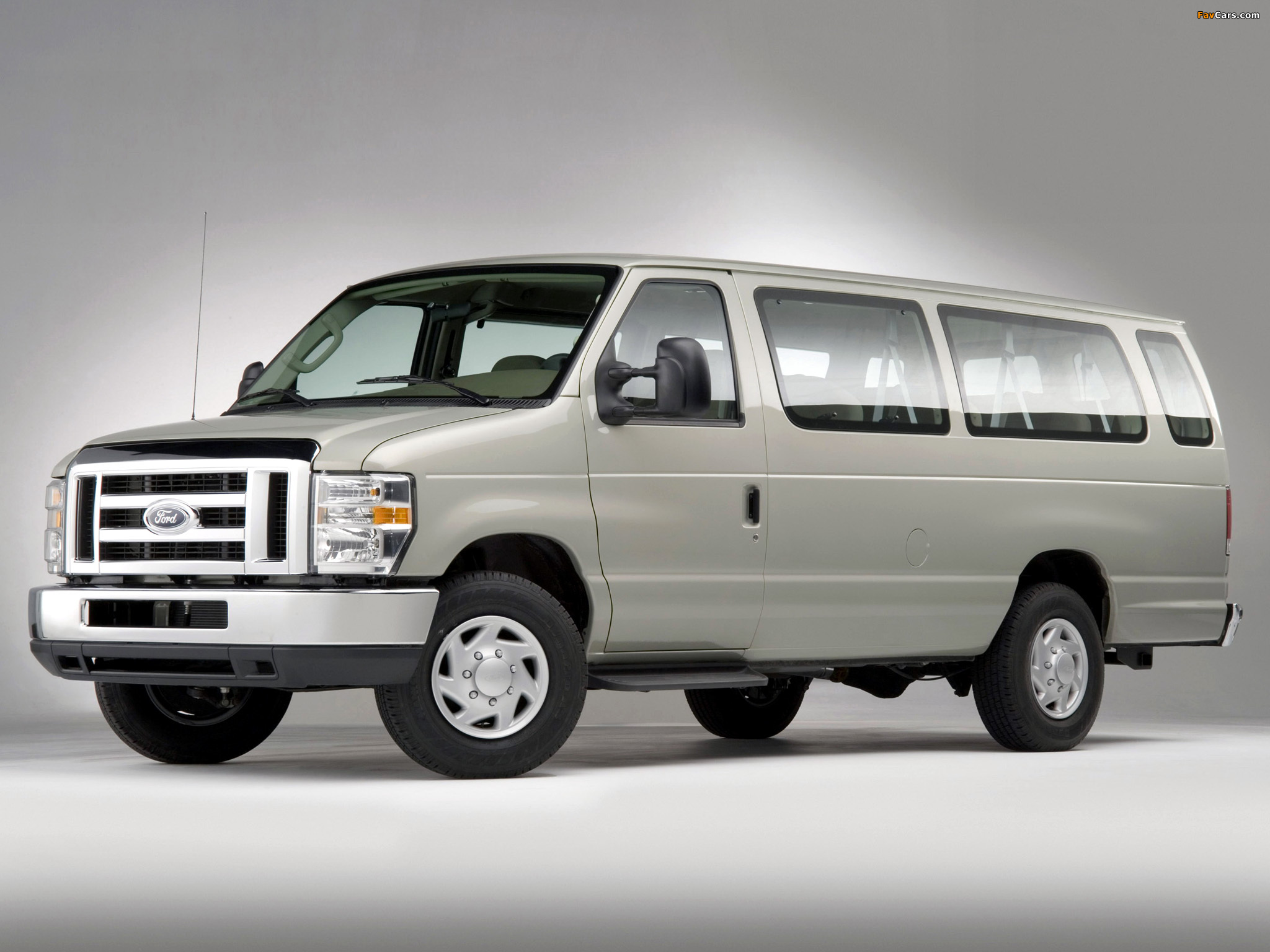 Images of Ford E-350 2007 (2048 x 1536)